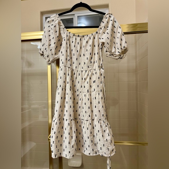 Sim & Sam Elegant Cream Puff Sleeve Dress - Picture 3 of 3